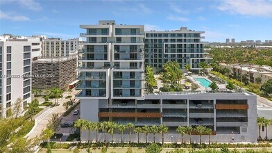 2960 NE 207th St in Aventura, FL - Building Photo - Building Photo