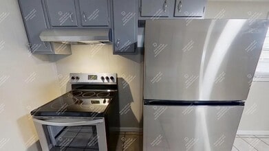 4808 NE 47th St in Kansas City, MO - Foto de edificio - Building Photo