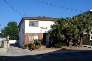11523 Menlo Ave in Hawthorne, CA - Building Photo
