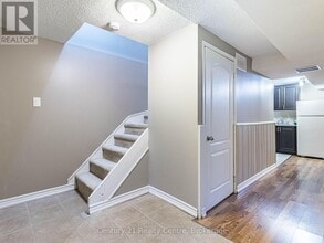 34 Niagara Pl in Brampton, ON - Building Photo - Building Photo