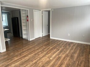 49 Terrill St, Unit 3 in Rutland, VT - Building Photo - Building Photo