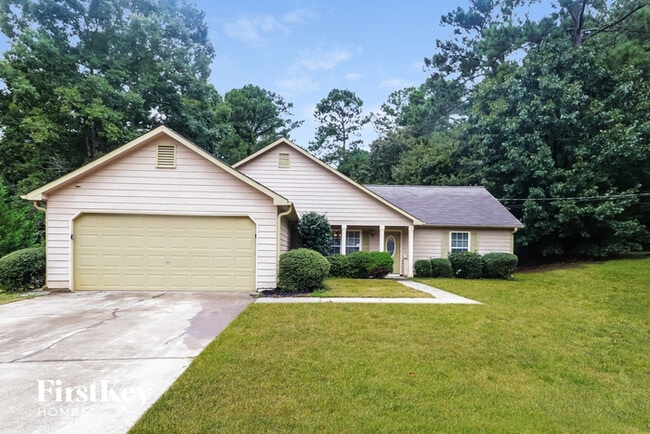 property at 204 Pineknoll Ct