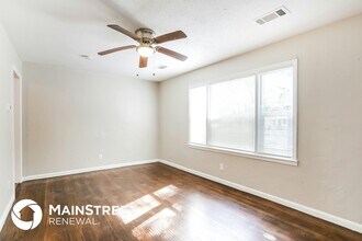 8906 Richards Dr in Raytown, MO - Building Photo - Building Photo