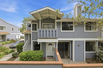 29105 Thousand Oaks Blvd in Agoura Hills, CA - Foto de edificio - Building Photo