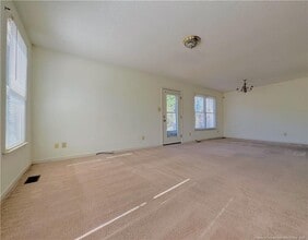 3324 Donnett Ln in Spring Lake, NC - Building Photo - Building Photo