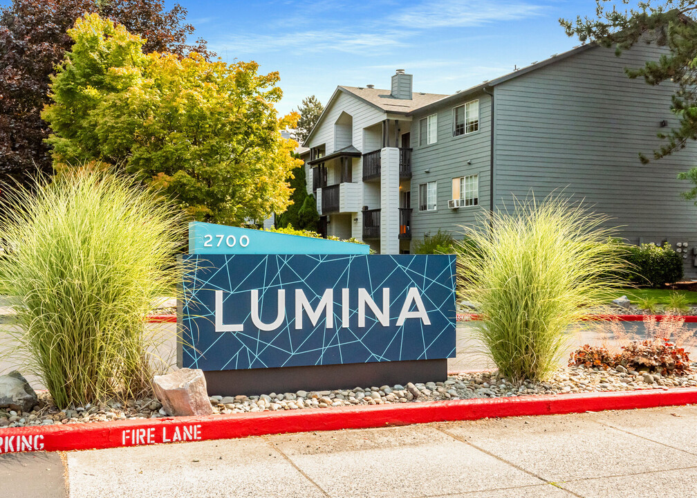 Lumina Apartments in Gresham, OR - Building Photo