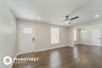 4919 Seacroft Rd in Charlotte, NC - Building Photo - Building Photo