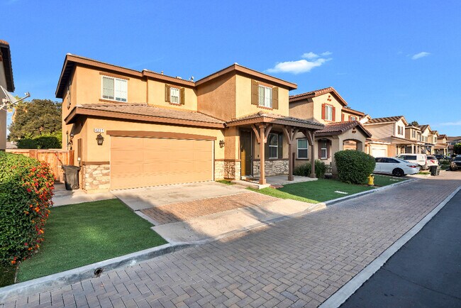 4367 Amanecer Dr in Riverside, CA - Building Photo - Building Photo