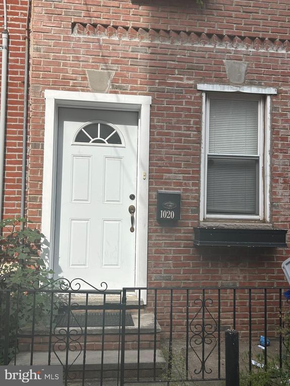 property at 1020 S Bouvier St