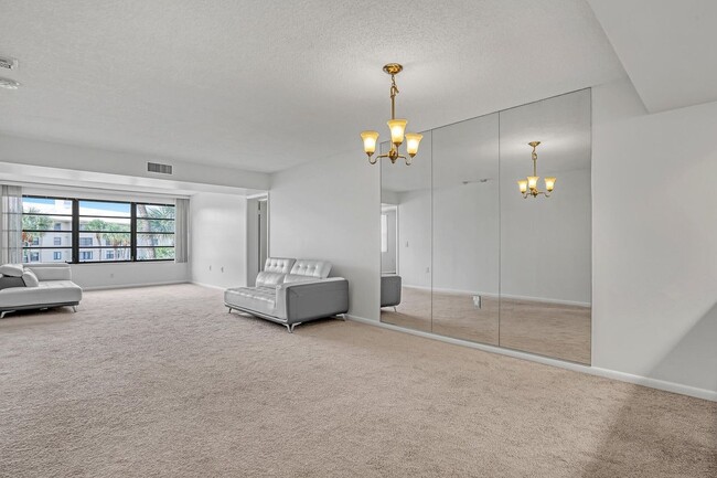 3511 Village Blvd in West Palm Beach, FL - Building Photo - Building Photo