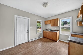 1738 Caroline St in South Bend, IN - Building Photo - Building Photo