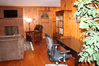 133 Rockdale Ave in Swannanoa, NC - Building Photo - Building Photo