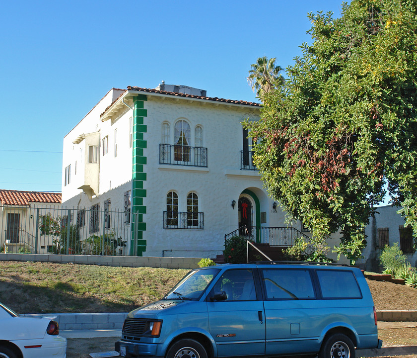 1175 S Bronson Ave in Los Angeles, CA - Building Photo