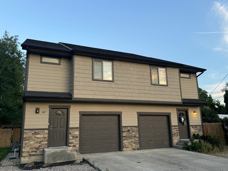 417 W Ivanhoe Rd in Spokane, WA - Building Photo