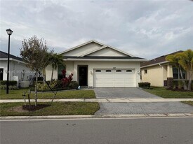 400 SE Mulberry Wy in Port St. Lucie, FL - Building Photo