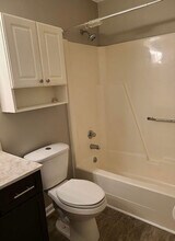 5661 Hornaday Rd, Unit G in Greensboro, NC - Building Photo - Building Photo