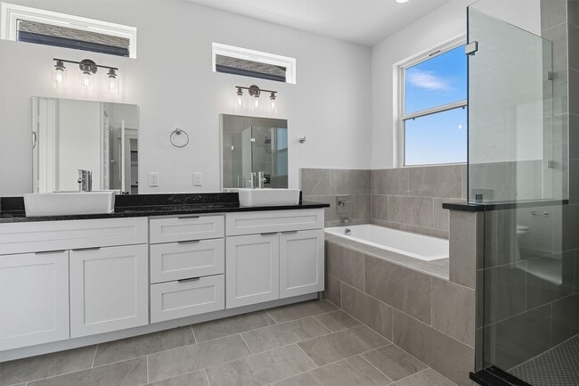 2924 El Fenice Ln in Houston, TX - Building Photo - Building Photo