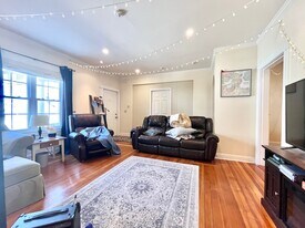 27 Allston St, Unit 1 in Boston, MA - Building Photo