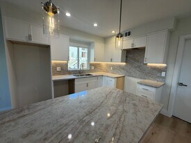 1546 S Ogden Dr in Los Angeles, CA - Building Photo