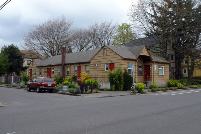 The Sycamore Apartments