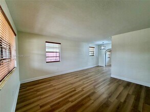 1351 W 34th St in Hialeah, FL - Building Photo - Building Photo