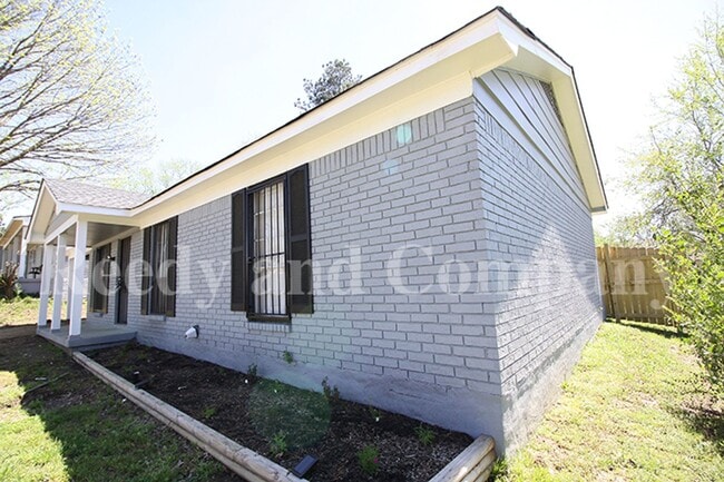 2447 Wellons Ave in Memphis, TN - Building Photo - Building Photo