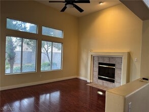 3328 S Huntington Crest Ct in Las Vegas, NV - Building Photo - Building Photo