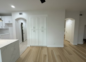 8136 Constantine Dr in Huntington Beach, CA - Building Photo - Building Photo