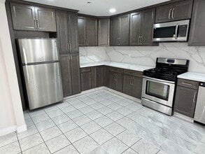 11989 Calle Lorenzana in El Cajon, CA - Building Photo - Building Photo