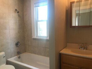 3123-23A N 37th St in Milwaukee, WI - Building Photo - Building Photo