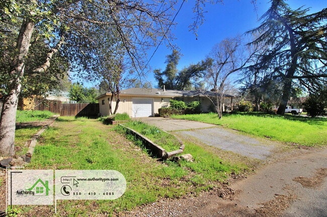 3773 Ricardo Ave in Redding, CA - Building Photo - Building Photo