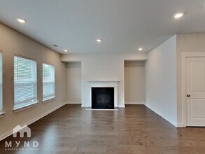 3707 Gardenwick Rd in Powder Springs, GA - Building Photo - Building Photo