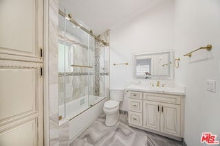 2017 S Centinela Ave in Santa Monica, CA - Building Photo - Building Photo