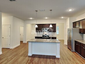 1372 Celery Ave in Sanford, FL - Building Photo - Building Photo