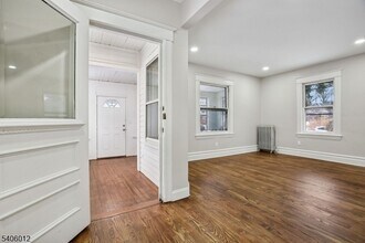 99 Lincoln St in Montclair, NJ - Building Photo - Building Photo