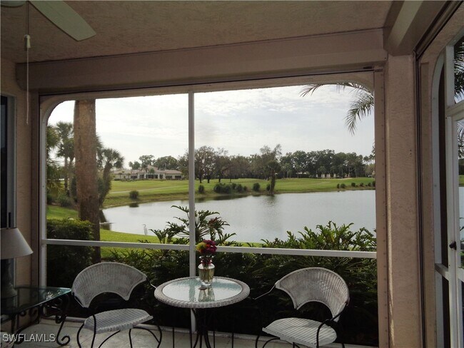 610 Laguna Royale Blvd in Naples, FL - Building Photo - Building Photo