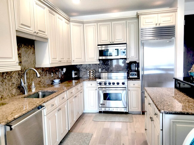20 Ave at Port Imperial in West New York, NJ - Building Photo - Building Photo