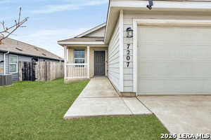 7207 Lavaca Bluff in San Antonio, TX - Building Photo - Building Photo