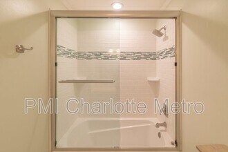 1301 Pierson Dr in Charlotte, NC - Building Photo - Building Photo