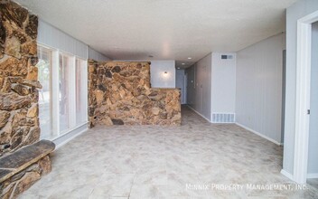 1615 16th St-Unit -1A in Lubbock, TX - Building Photo - Building Photo