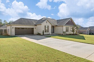 103 Allisha Ct in Enterprise, AL - Building Photo - Building Photo