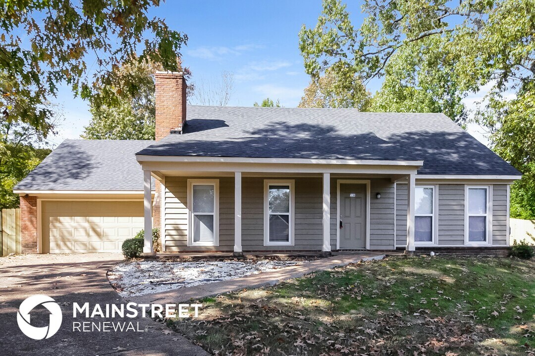 4185 Blacksmith Cove in Memphis, TN - Building Photo