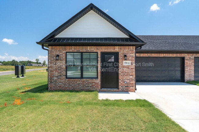 property at 8725 Cantera Dr