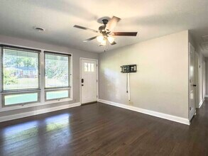 1884 Pardue Dr in Clarksville, TN - Building Photo - Building Photo