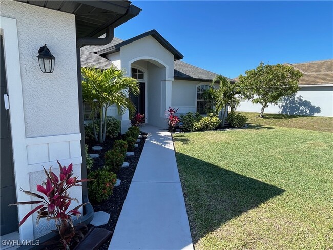 1904 NW 21st Terrace in Cape Coral, FL - Building Photo - Building Photo