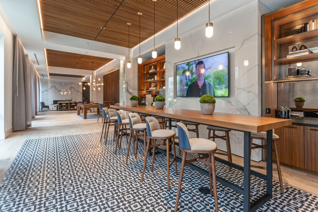 Parker Houston Photo