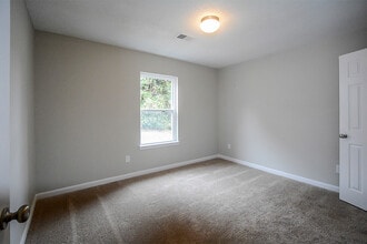 2731 Lorena Cove in Olive Branch, MS - Building Photo - Building Photo