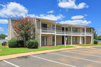 Lake Vista in Warner Robins, GA - Foto de edificio - Building Photo