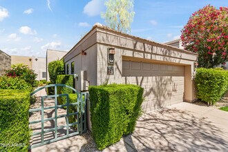7740 E Gainey Ranch Rd in Scottsdale, AZ - Building Photo - Building Photo