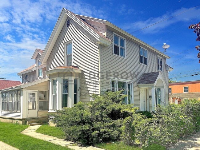 property at 731 Turner Ave NW